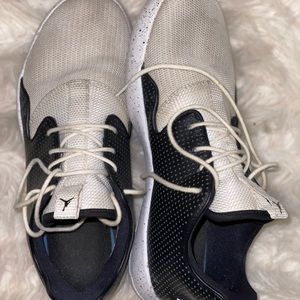 JORDAN ECLIPSES!! WOMENS SZ 7.5-8